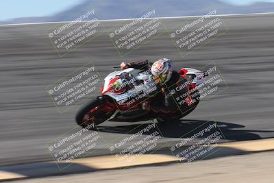 media/Oct-13-2025-Moto Forza (Mon) [[a66d839500]]/3-B Group/Session 2 (Bowl)/